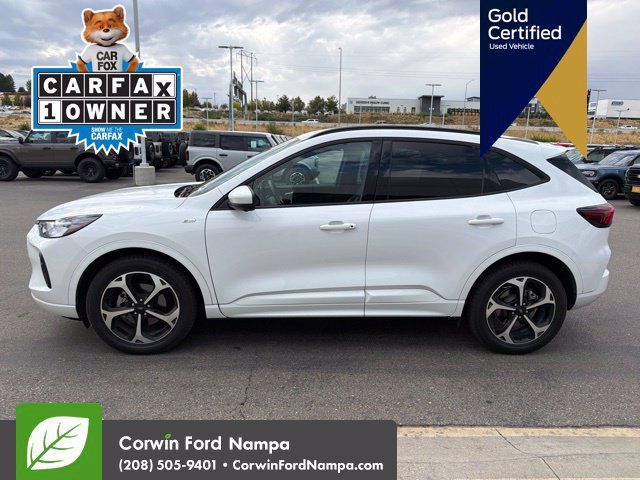 Used 2023 Ford Escape ST-Line Select w/ Tech Pack #2 AWD/4WD image 5