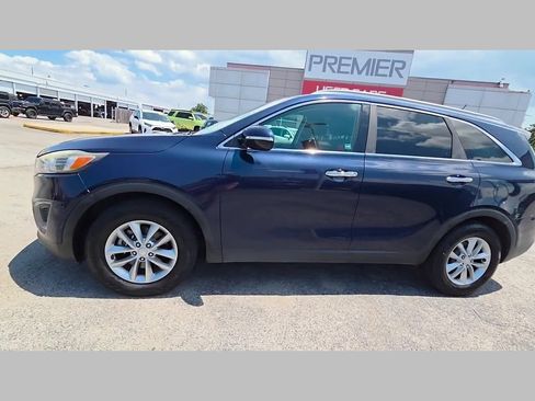 Used 2016 Kia Sorento FWD image 43