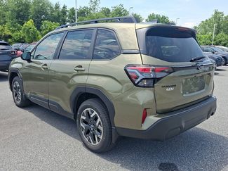 New 2026 Subaru Forester Premium AWD/4WD video 4