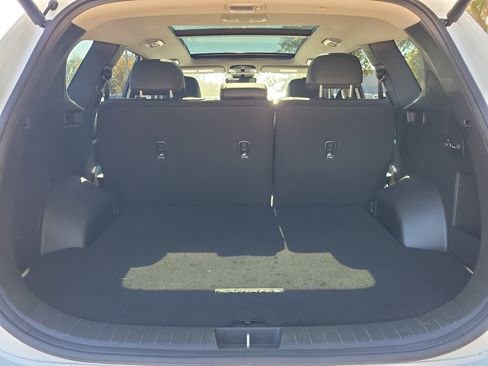 Used 2023 Hyundai Santa Fe SEL w/ Premium Package image 7