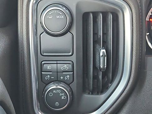 Used 2020 Chevrolet Silverado 1500 RST w/ Texas Edition image 17