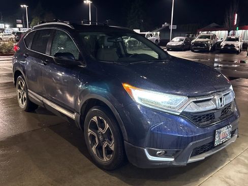 Used 2017 Honda CR-V Touring image 2