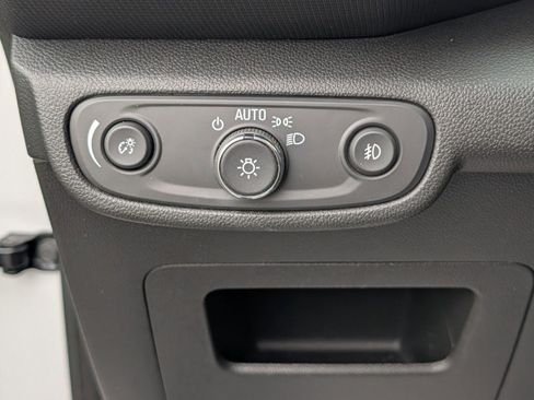 Used 2023 Chevrolet TrailBlazer LT w/ Convenience Package AWD/4WD image 11