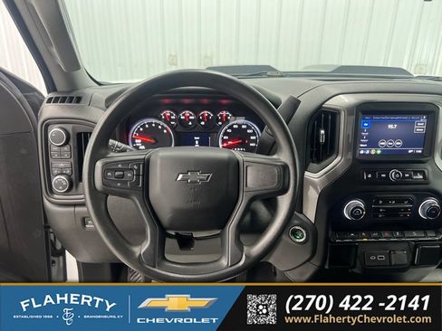 Used 2022 Chevrolet Silverado 1500 Custom Trail Boss AWD/4WD image 25