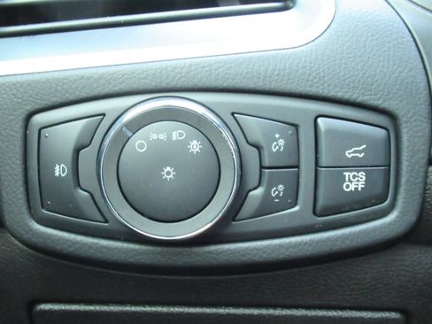 Used 2022 Ford Edge SEL w/ Sport Appearance Package AWD/4WD image 22