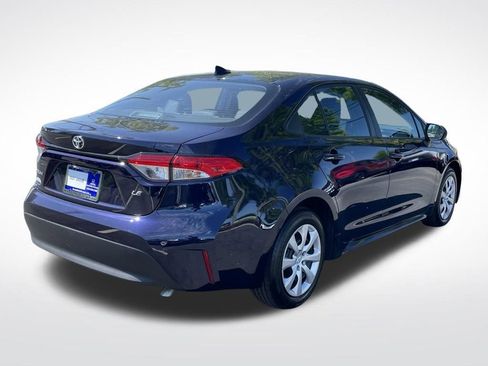 Used 2025 Toyota Corolla LE image 6