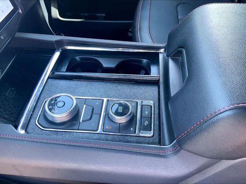 Certified 2024 Ford Expedition Max Limited AWD/4WD image 17