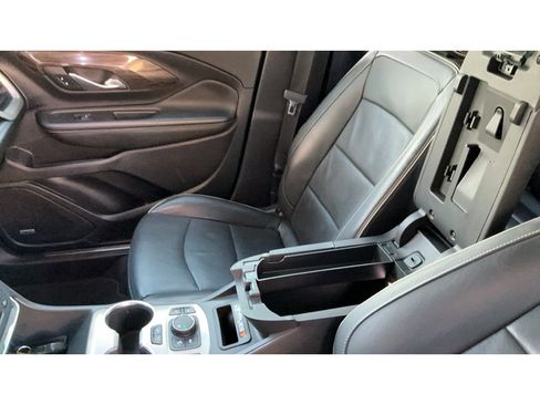 Used 2019 GMC Terrain Denali w/ Advanced Safety Package image 12