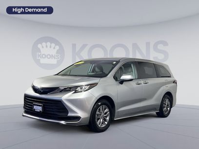 Used 2023 Toyota Sienna LE