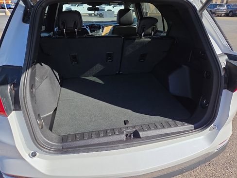 Used 2018 Chevrolet Equinox Premier image 7