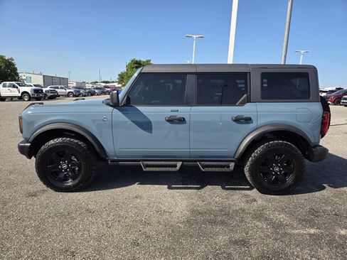 Used 2023 Ford Bronco Black Diamond AWD/4WD image 4