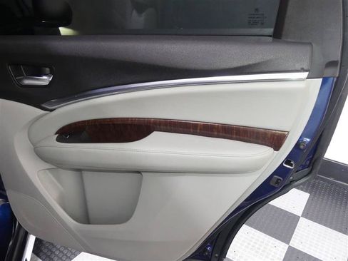 Used 2017 Acura MDX SH-AWD w/ Technology Package image 27