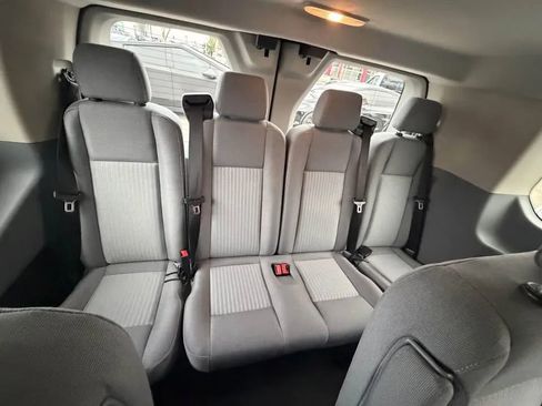 Used 2015 Ford Transit 350 XLT image 8