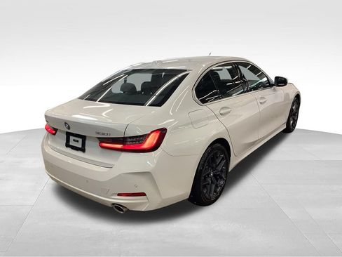 Used 2026 BMW 330i xDrive Sedan AWD/4WD image 31