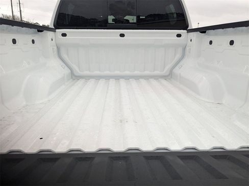 New 2025 GMC Canyon Elevation w/ Convenience Package image 25