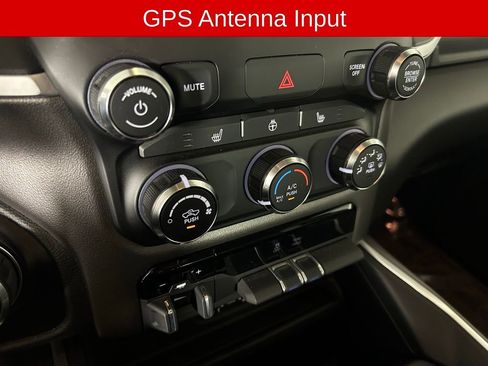 Used 2020 RAM 2500 Big Horn w/ Level 1 Equipment Group image 10