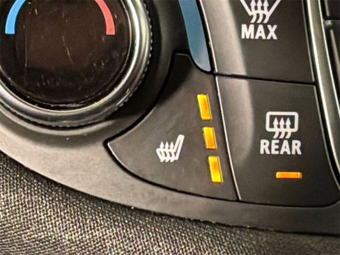 Used 2023 Chevrolet Malibu LT image 30