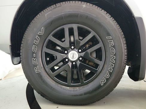 Used 2018 Nissan Frontier SV AWD/4WD image 31