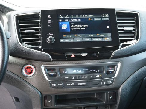 Used 2023 Honda Passport TrailSport image 14
