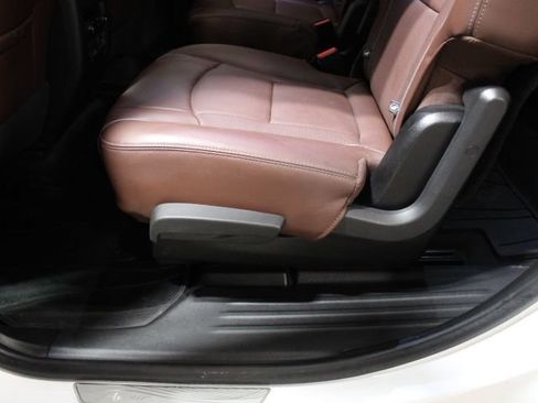 Used 2020 Buick Enclave Avenir w/ Avenir Technology Package image 63