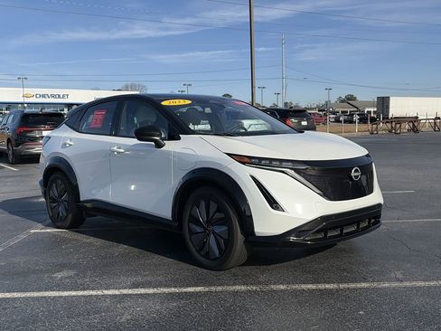 Certified 2023 Nissan Ariya AWD image 7