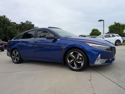 Certified 2023 Hyundai Elantra Limited w/ Preferred Accessory Package