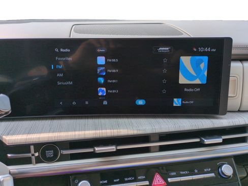 Used 2025 Hyundai Santa Fe Calligraphy AWD/4WD image 19