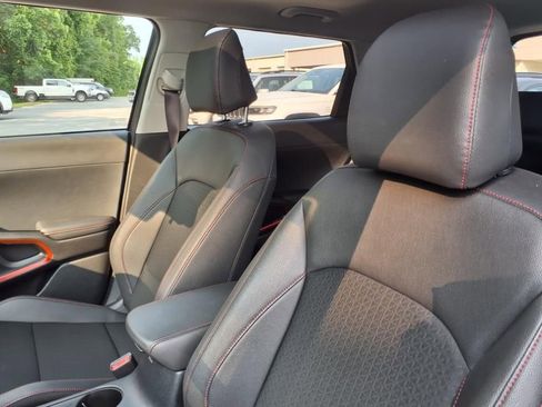 Used 2025 Kia Soul GT-Line w/ GT-Line Technology Package image 18