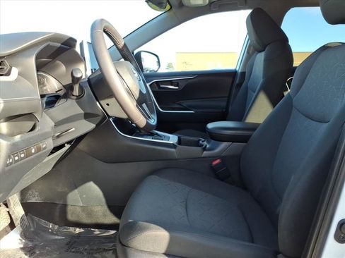 Certified 2023 Toyota RAV4 XLE w/ Convenience Package image 22