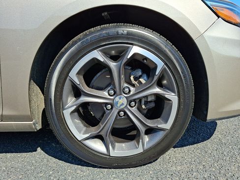 Used 2023 Chevrolet Malibu LT FWD image 9