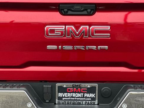 Used 2026 GMC Sierra 2500 SLT w/ SLT Premium Package image 47