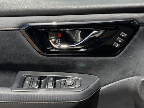 Used 2025 Subaru Forester Touring image 25