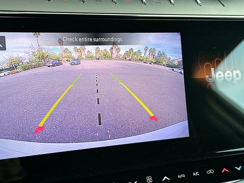 New 2026 Jeep Grand Cherokee Altitude image 18