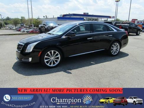 Used 2016 Cadillac XTS Luxury FWD image 1