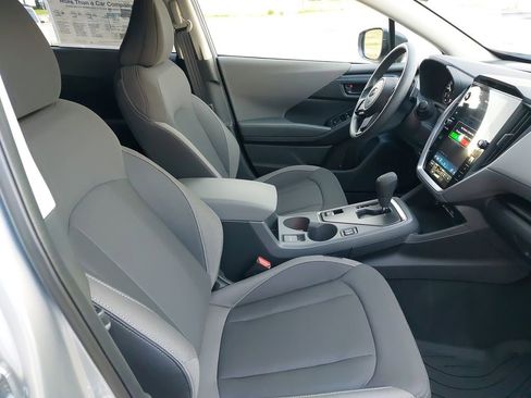 Used 2025 Subaru Crosstrek 2.0i Premium image 10