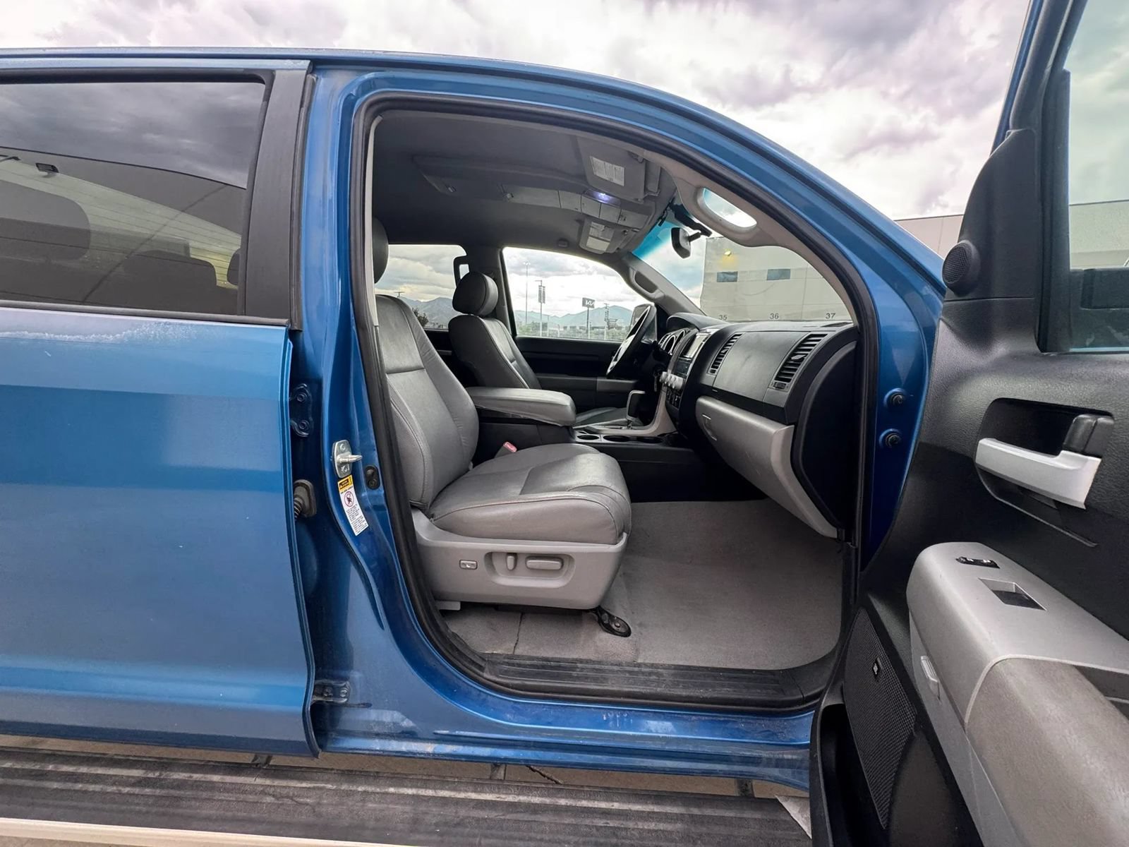 Used 2007 Toyota Tundra Limited AWD/4WD image 12