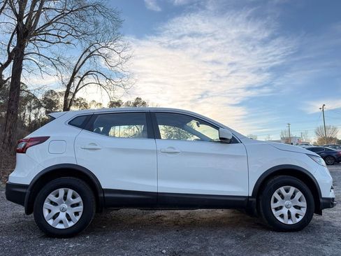 Used 2020 Nissan Rogue Sport S FWD image 6