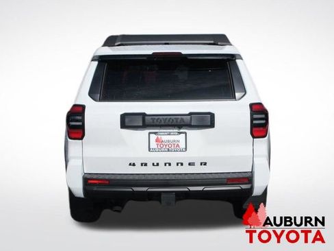 New 2026 Toyota 4Runner SR5 AWD/4WD image 3
