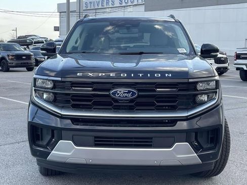 New 2025 Ford Expedition Platinum w/ Driver's Package image 6