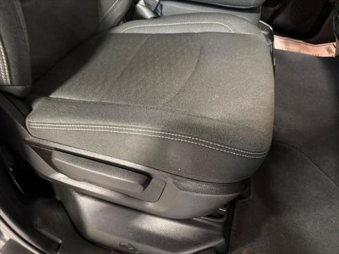 Certified 2025 RAM 2500 Big Horn AWD/4WD image 13
