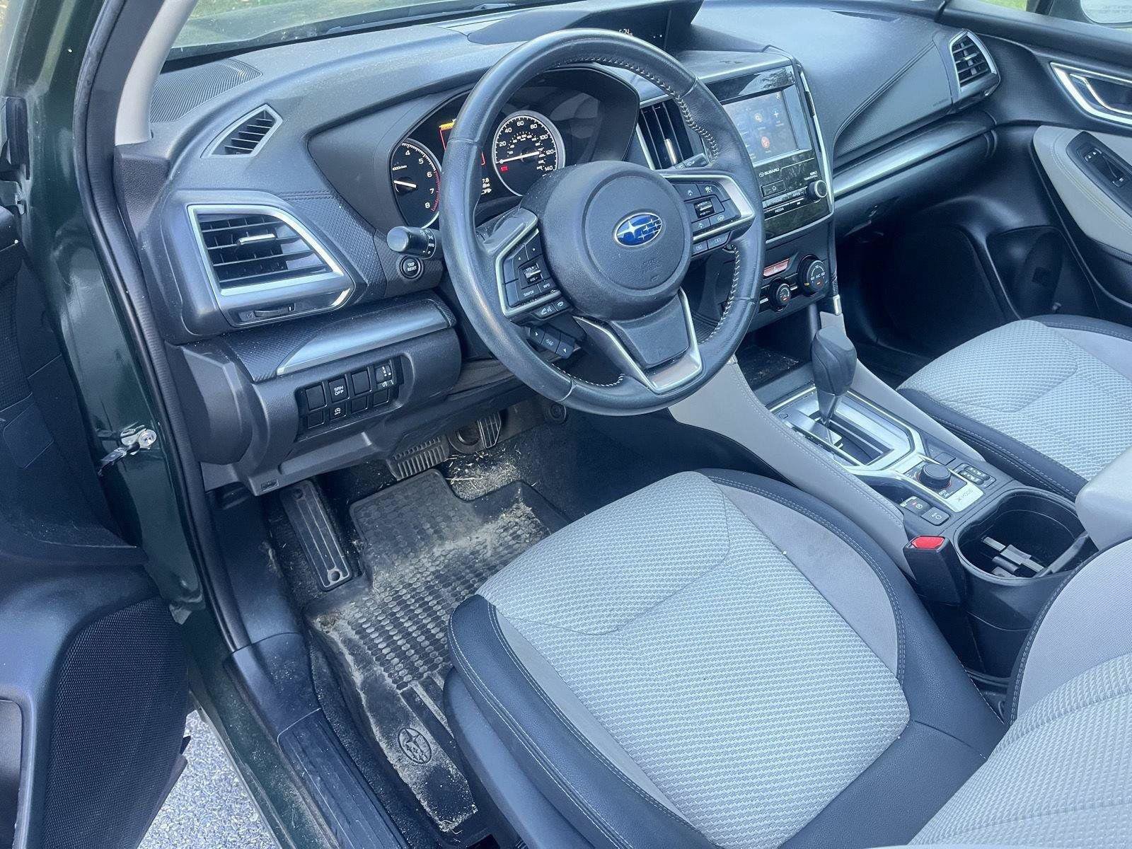 Used 2024 Subaru Forester Premium AWD/4WD image 11