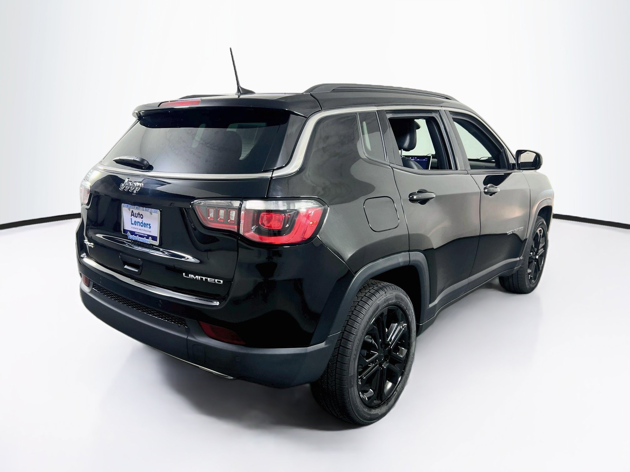 Used 2023 Jeep Compass Limited AWD/4WD image 5