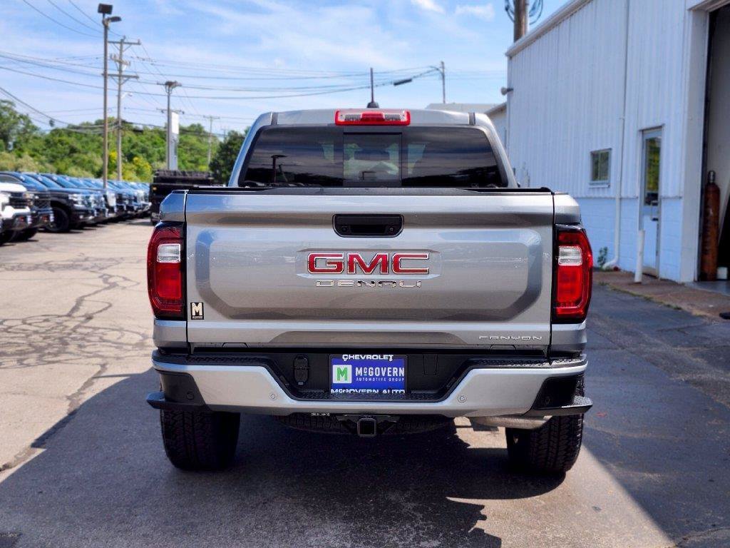 Used 2026 GMC Canyon Denali AWD/4WD image 4