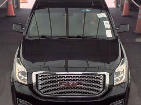 Used 2017 GMC Yukon Denali w/ Open Road Package AWD/4WD image 2