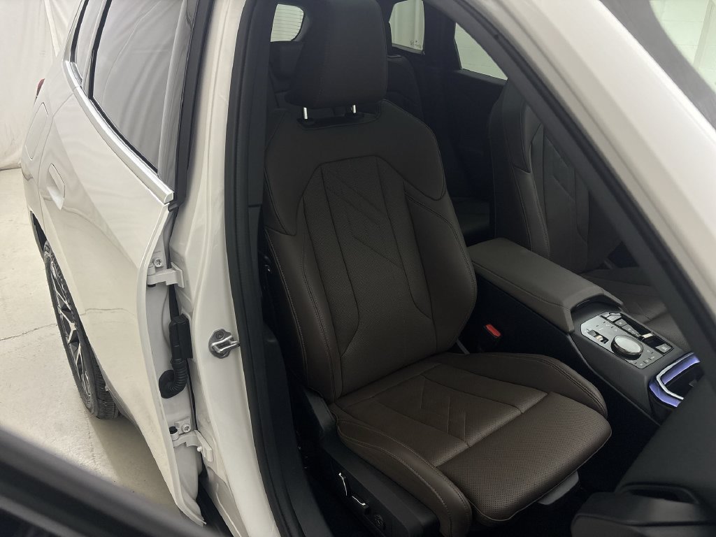 Used 2025 BMW X3 xDrive30i w/ Premium Package AWD/4WD image 28