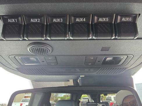 Certified 2022 Ford Bronco Outer Banks w/ Sasquatch Package AWD/4WD image 23