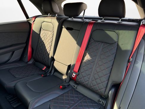 New 2026 Audi Q8 Prestige image 12