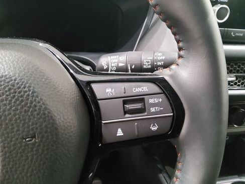 Certified 2025 Honda HR-V Sport image 21