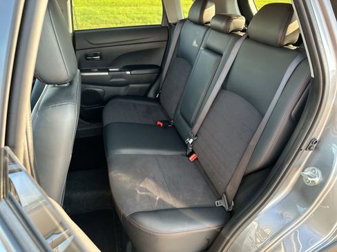 Used 2024 Mitsubishi Outlander Sport SE image 21