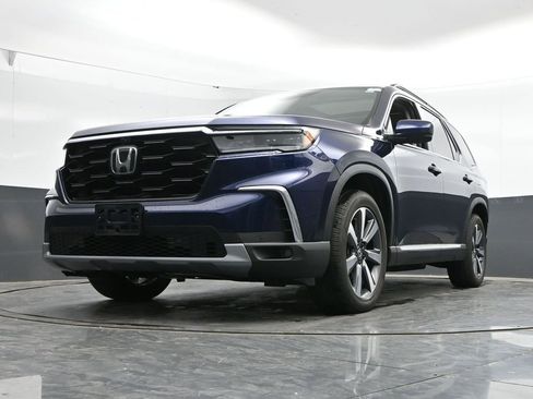 Used 2023 Honda Pilot Elite image 37